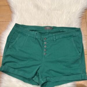 Torrid 5 button fly cotton Kelly Green High Waist Shorts